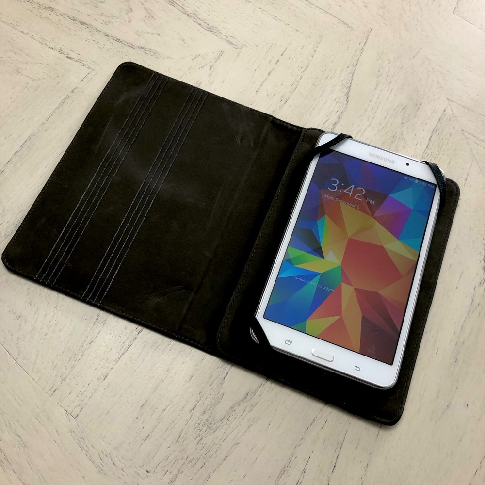 Samsung galaxy tablet 4 powered by Android